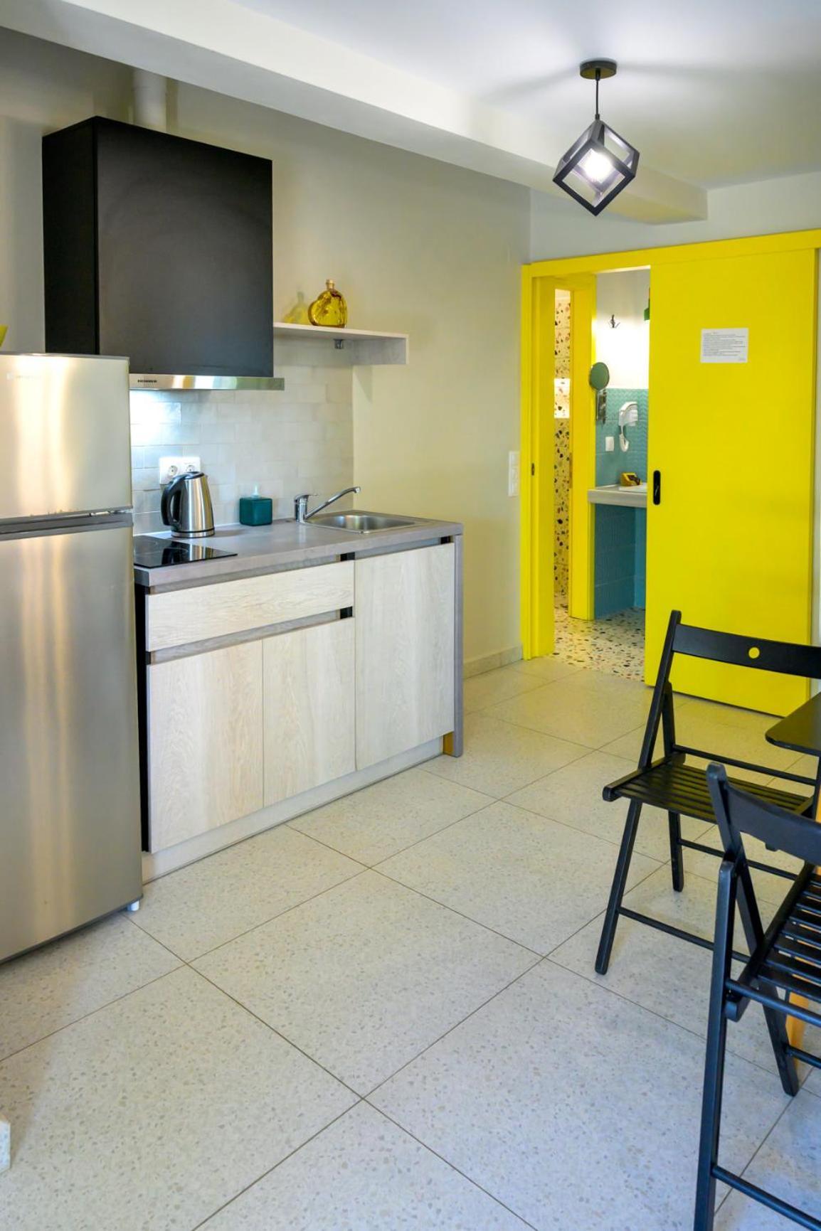 Bikini Apartments Kariotai Exterior photo